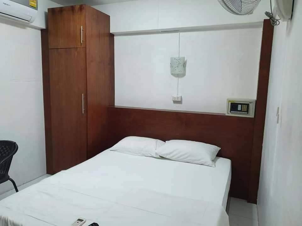 Big Moose Pattaya Hotel Exterior photo